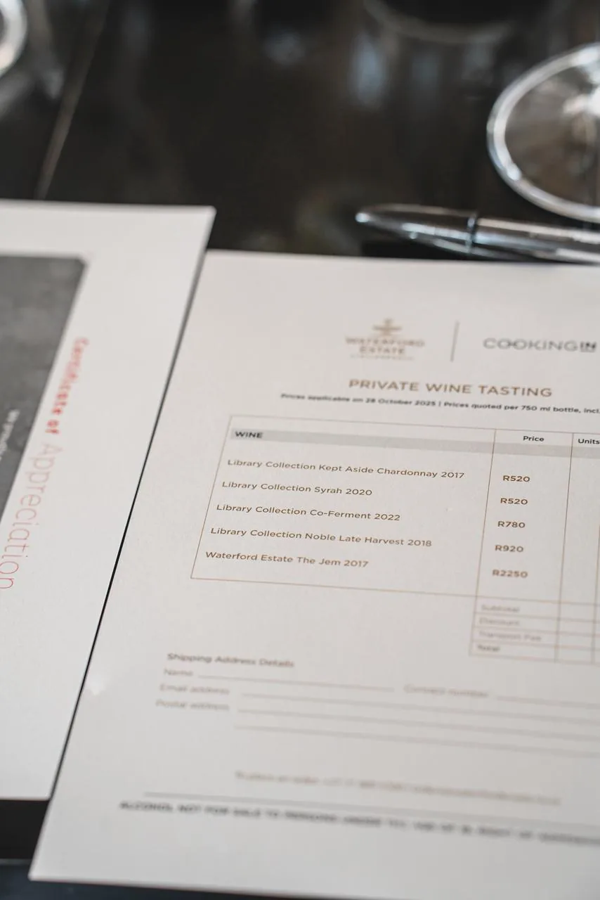 Carta de vinhos durante a passagem por Stellenbosch.