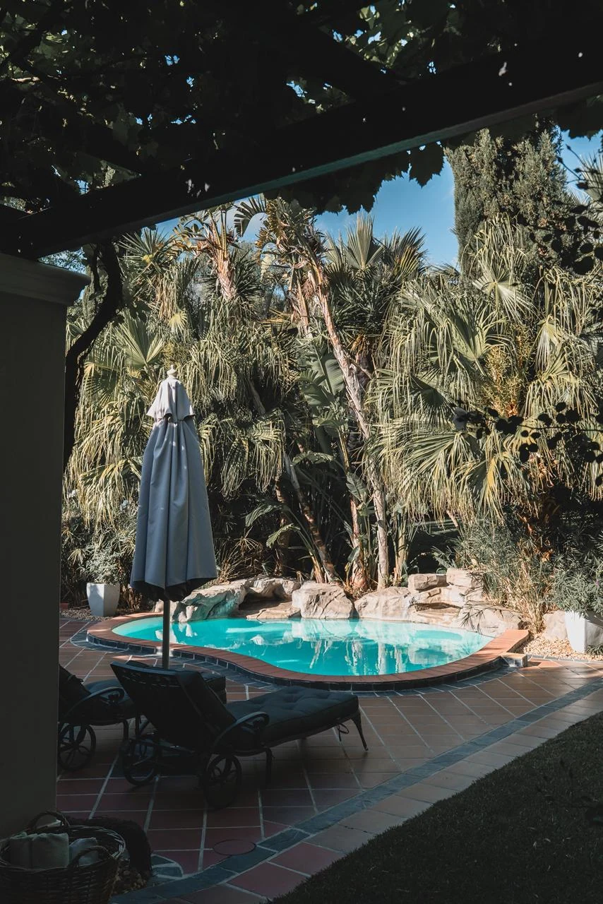 Jardim e piscina da La Providence em Franschhoek